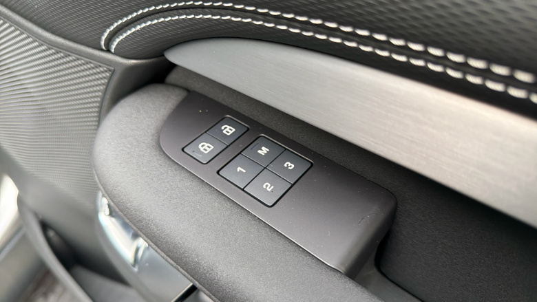 Land Rover Discovery 3.0 D350 Dynamic HSE 5dr Auto Diesel Station Wagon